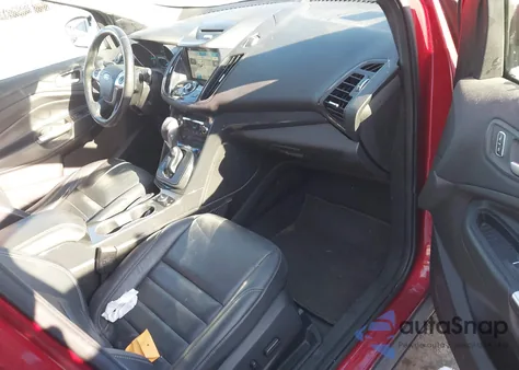 2016 Ford Escape Titanium из США, поврежденный, VIN 1FMCU9J97GUB84869